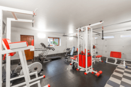 Build a Home Gym Using DIY Equipment and Space Hacks