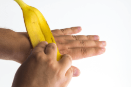 Unbelievable Ways to Use Banana Peels Around Your Home